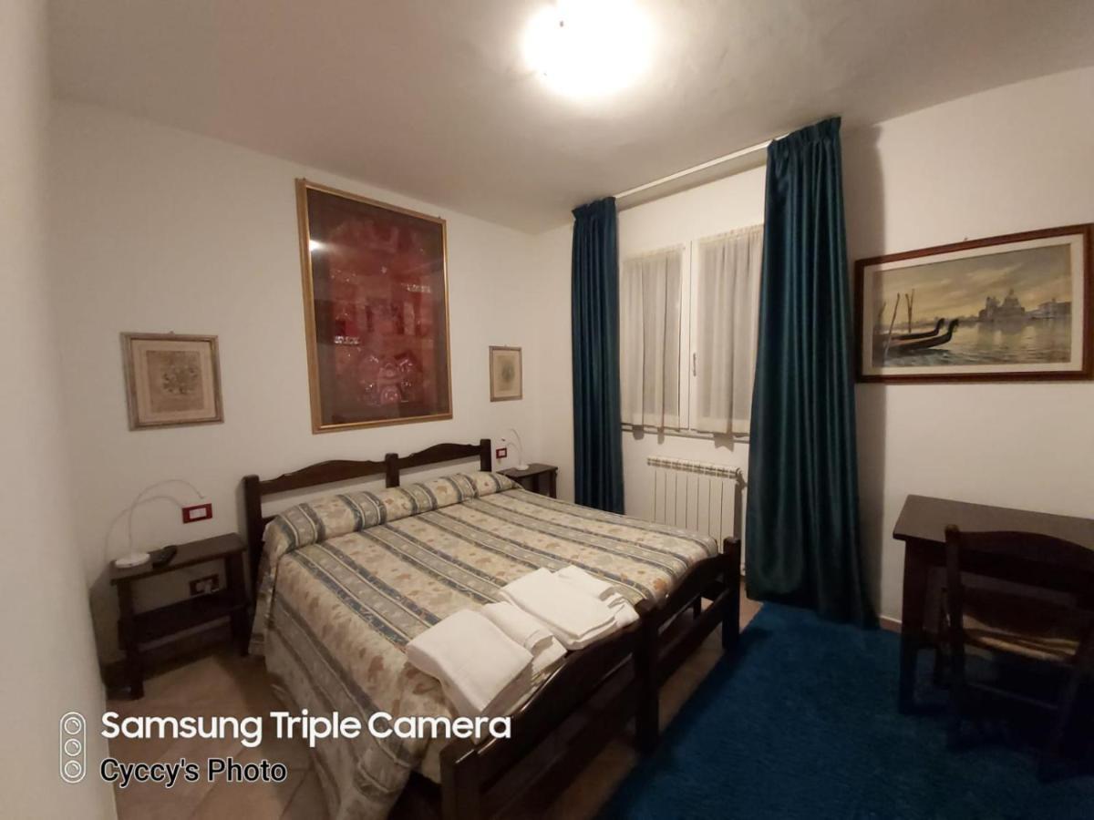 Bed & Breakfast 4U Parcheggio Interno Chiavari Exterior photo