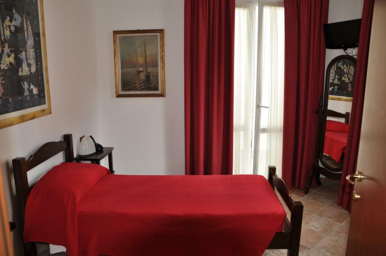 Bed & Breakfast 4U Parcheggio Interno Chiavari Exterior photo
